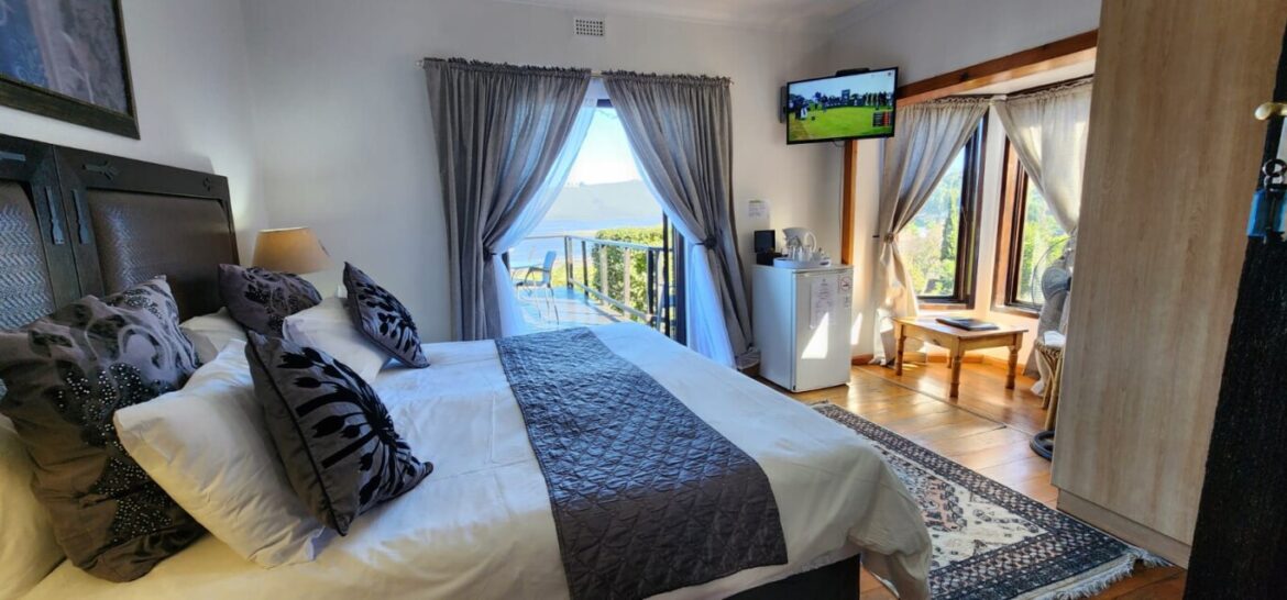 Lagoon Lodge – Room 4