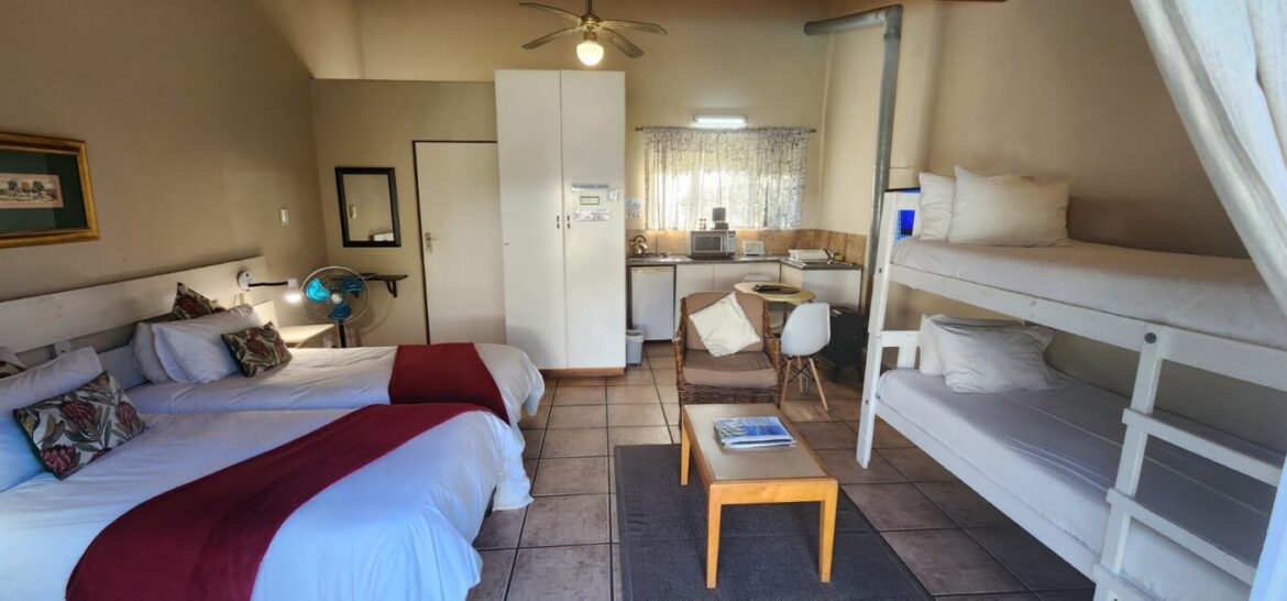 B My Guest- Lovebird Cottages